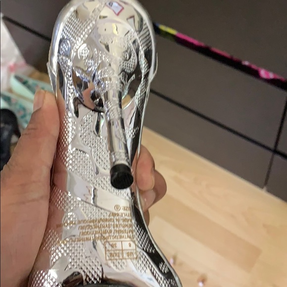 Heels - Picture 6 of 6